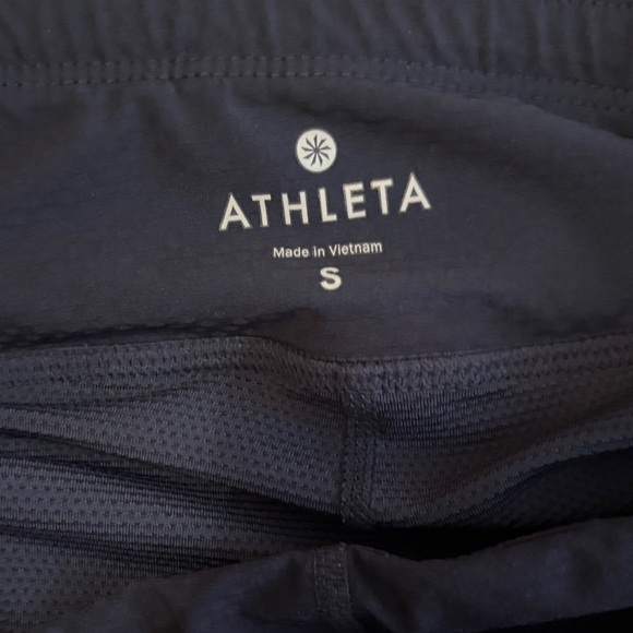 Black Athletic Skirt with Pocket - Picture 3 of 3